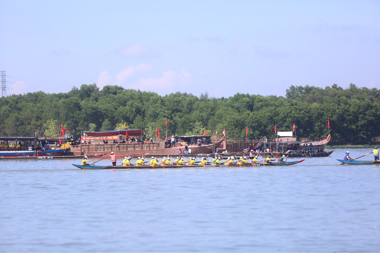 dua-thuyen-truyen-thong-quang-nam-6.jpeg
