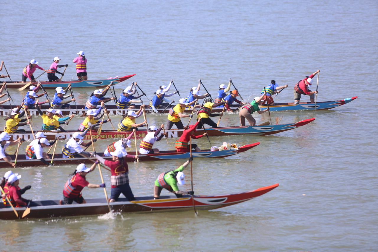 dua-thuyen-truyen-thong-quang-nam-7.jpeg