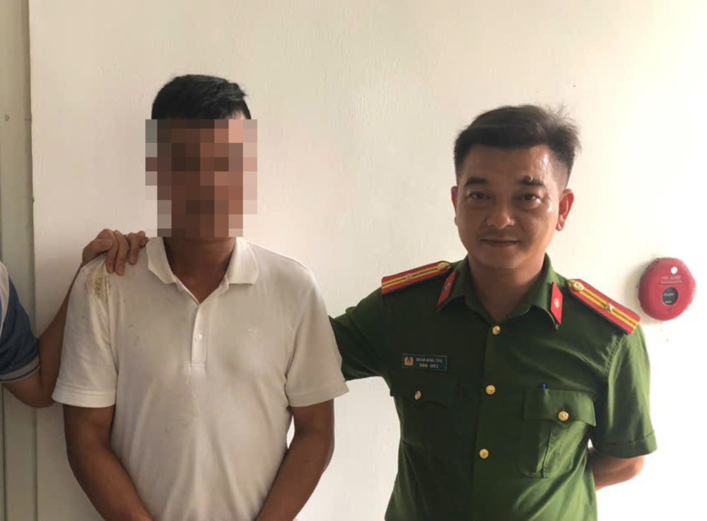 quang-ninh-gia-danh-bac-si.jpg