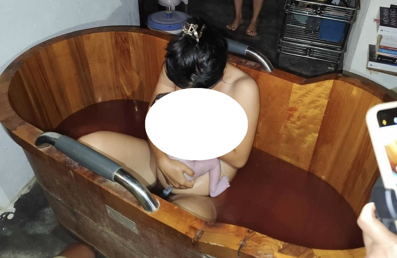 sinh con thuận tự nhiên 1.jpg