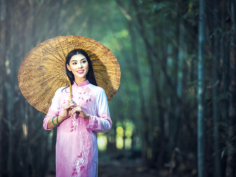 Ðộc đáo áo dài Tết năm Sửu