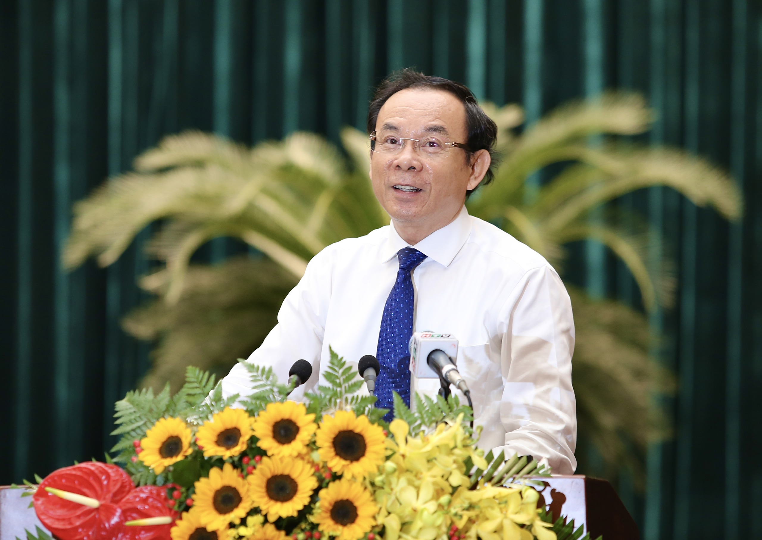 bi-thu-nguyen-van-nen-lay-phieu-tin-nhiem.jpg