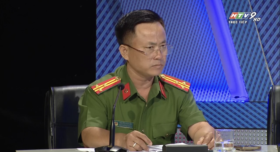 Cử tri TP.HCM: Vẫn còn cơ quan, cán bộ đòi sổ hộ khẩu giấyso-ho-khau-tphcm1.jpg