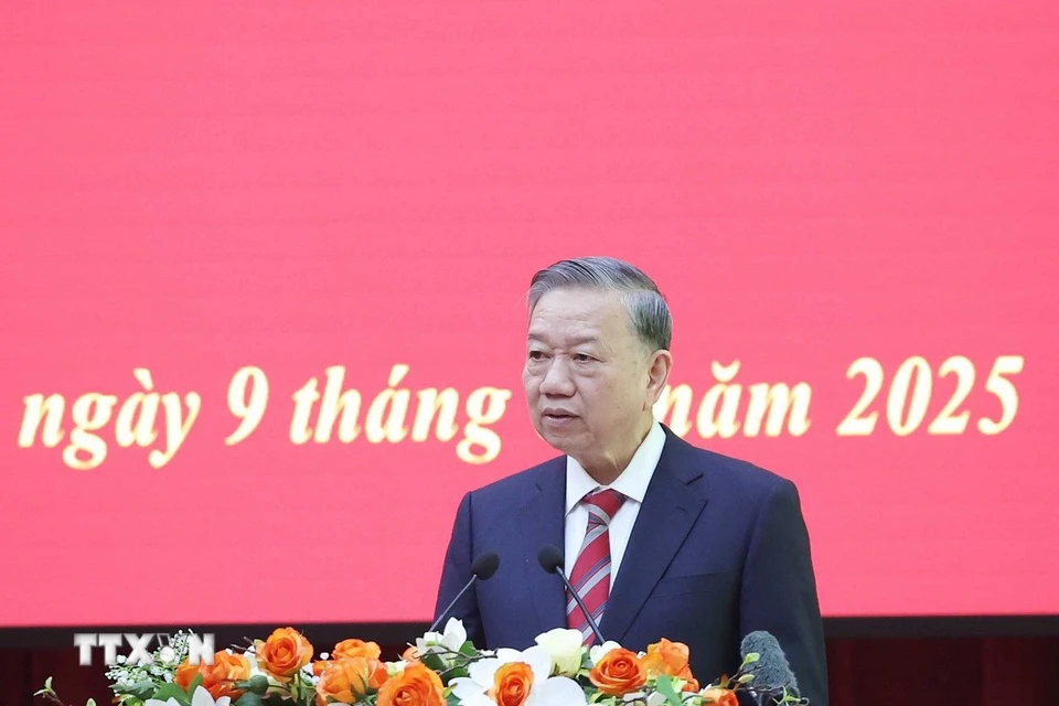 tong-bi-thu-to-lam-gap-mat-nguyen-lanh-dao-cap-cao-tri-thuc-inh-thanh-phia-nam4.jpg