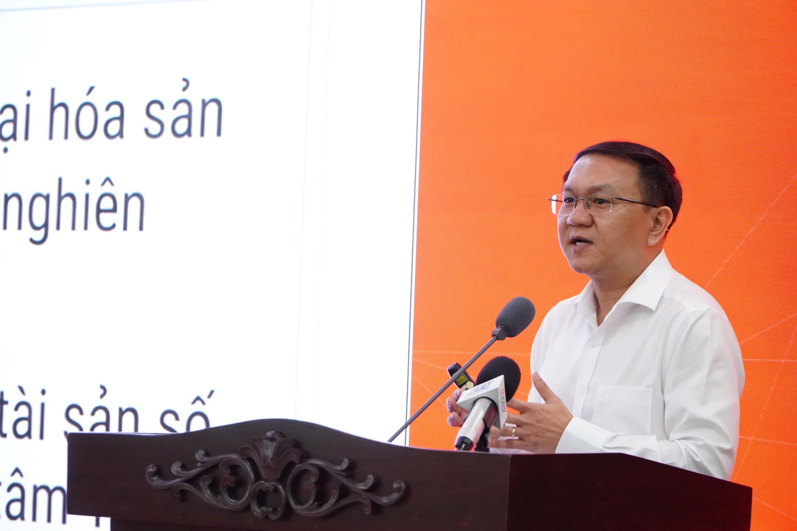 TP.HCM sẽ trang bị trợ lý ảo ChatGPT cho lãnh đạo và các xã, phường, đặc khu-tro-ly-ao-chuyen-doi-so-tphcm 2.jpg
