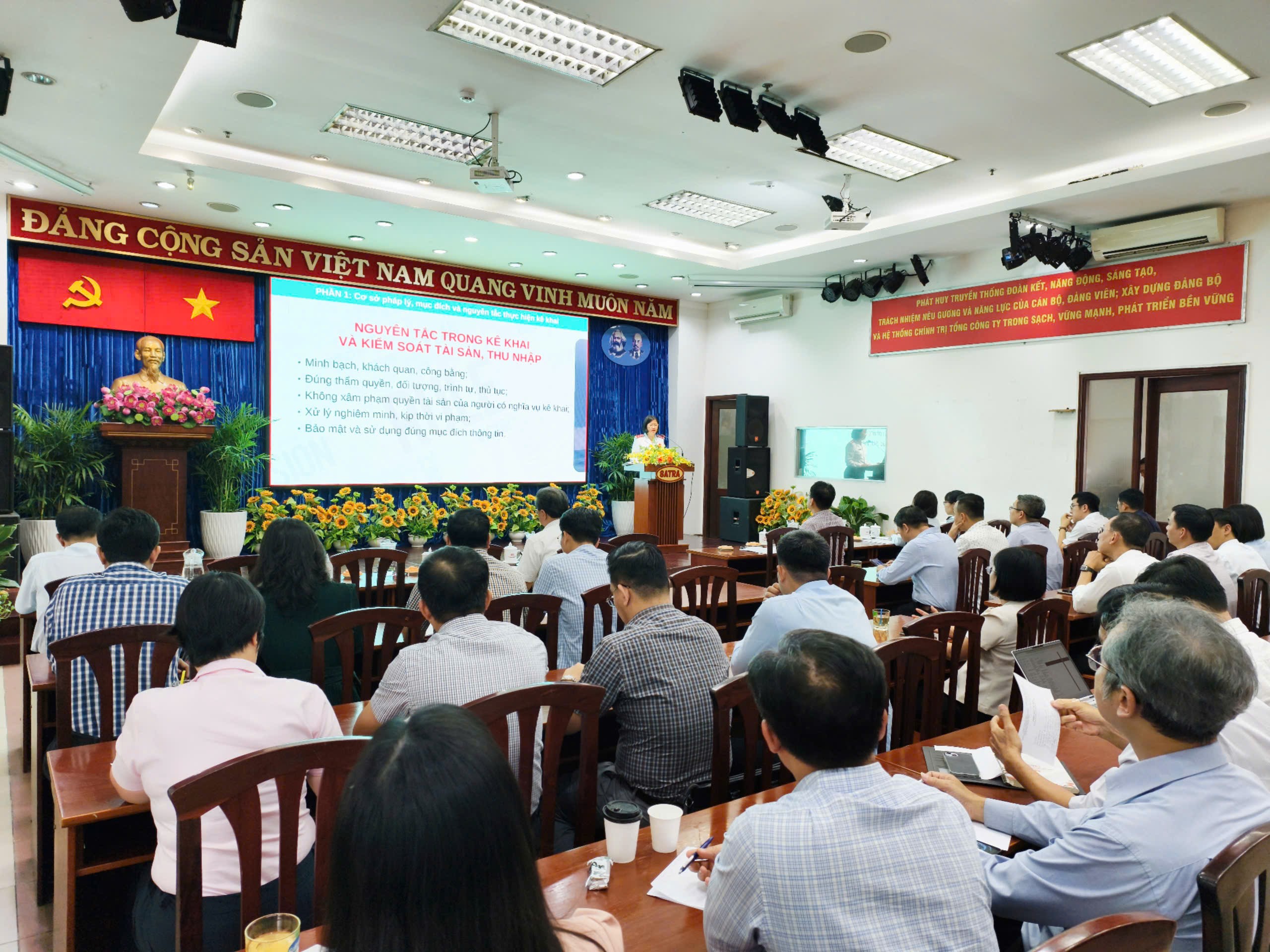ke-khai-tai-san-thanh-tra-AI 2.jpg