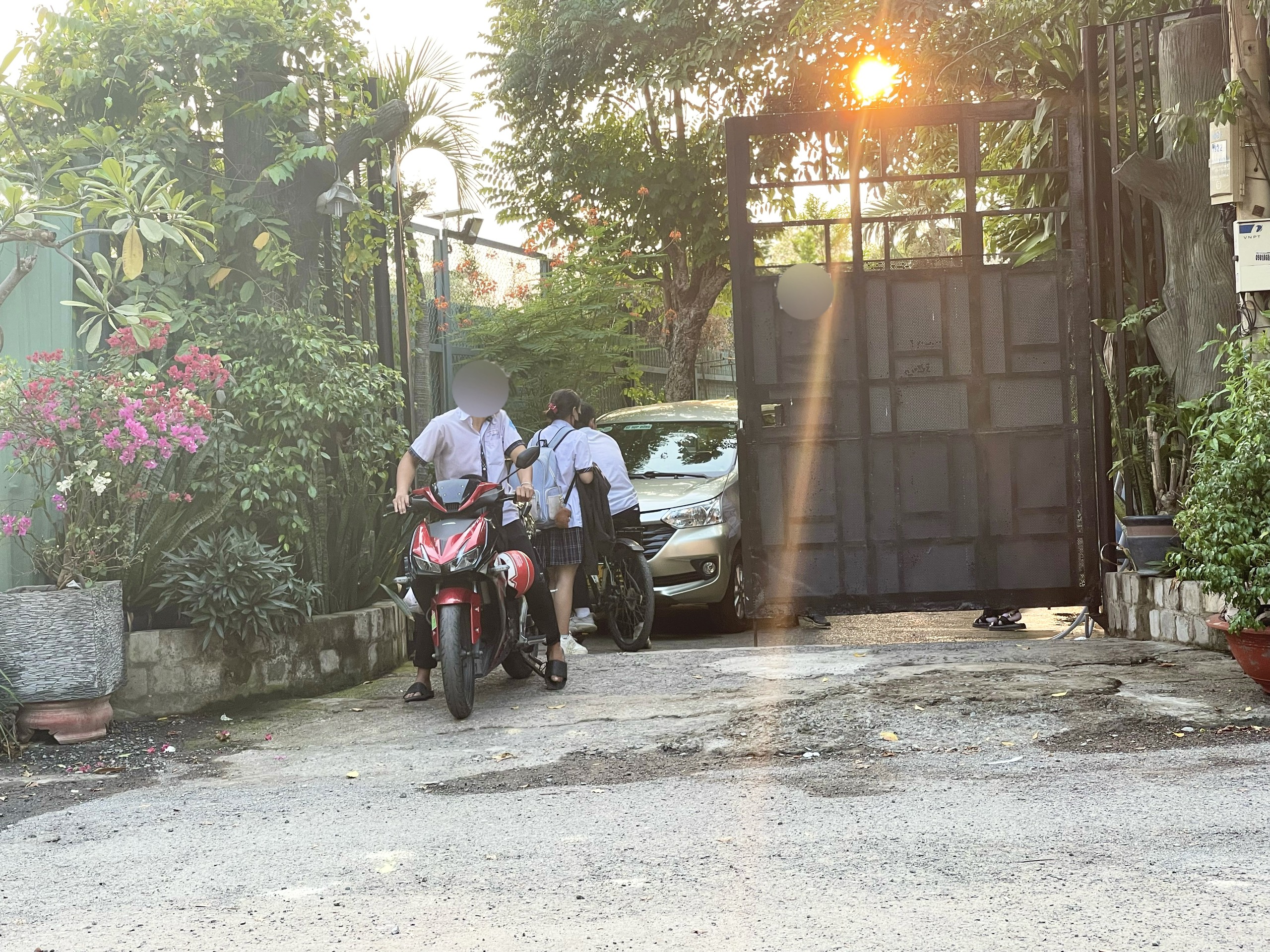 học sinh chạy xe trên 50cm3