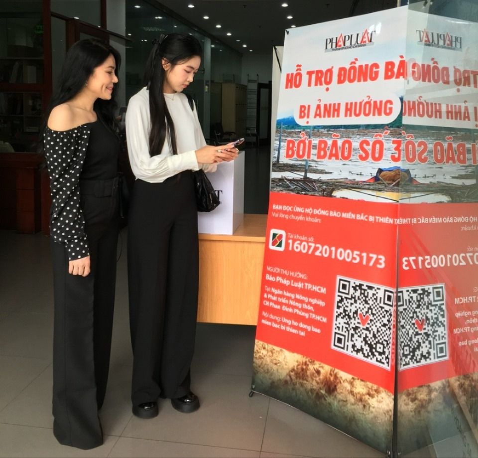 Nghệ sĩ Quyền Linh và 2 con gái