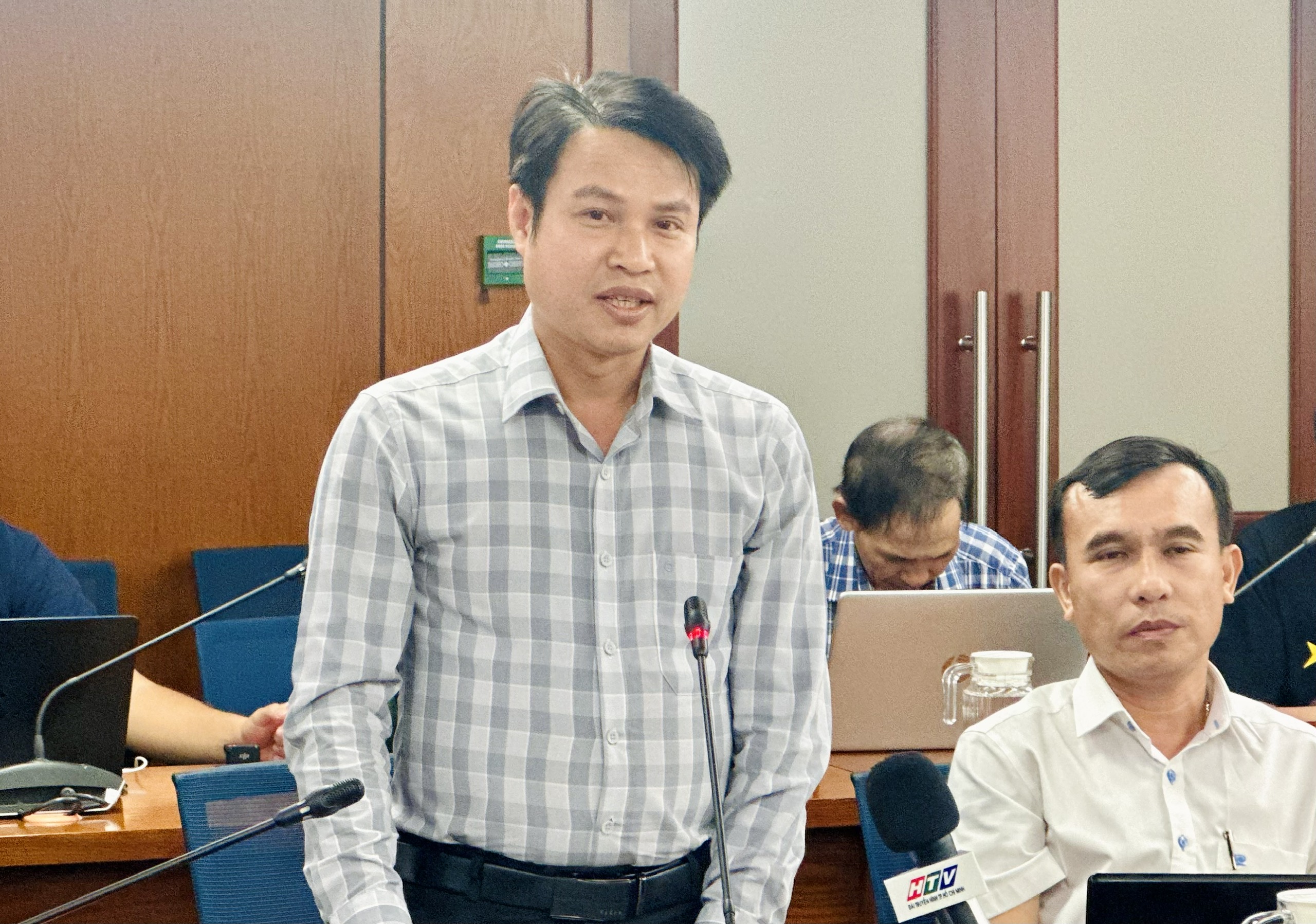 ban-phao-hoa1.jpg