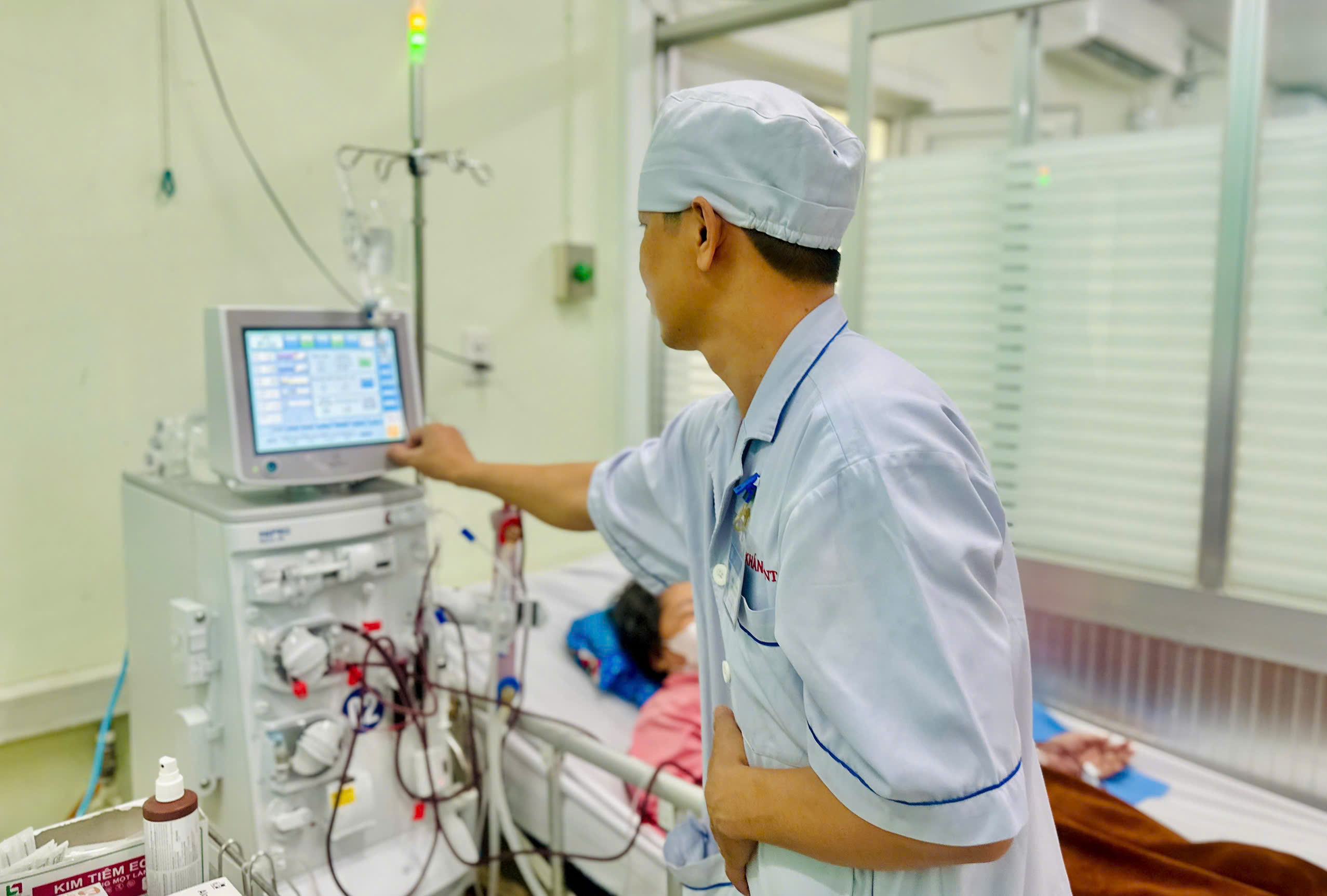 Nắng nóng kéo dài làm tăng nguy cơ sỏi thận