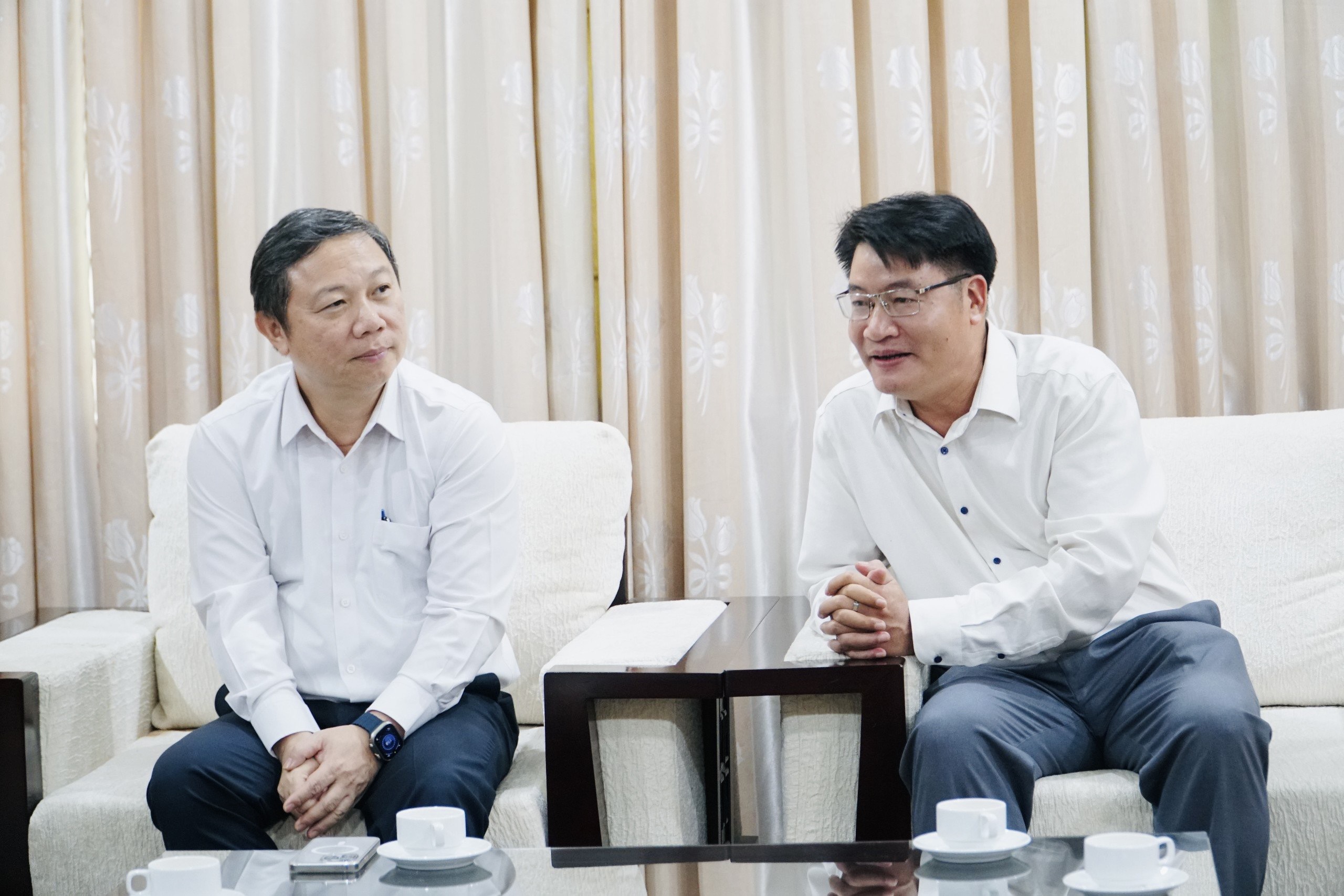 bao-phap-luat-tp.hcm-5.jpg