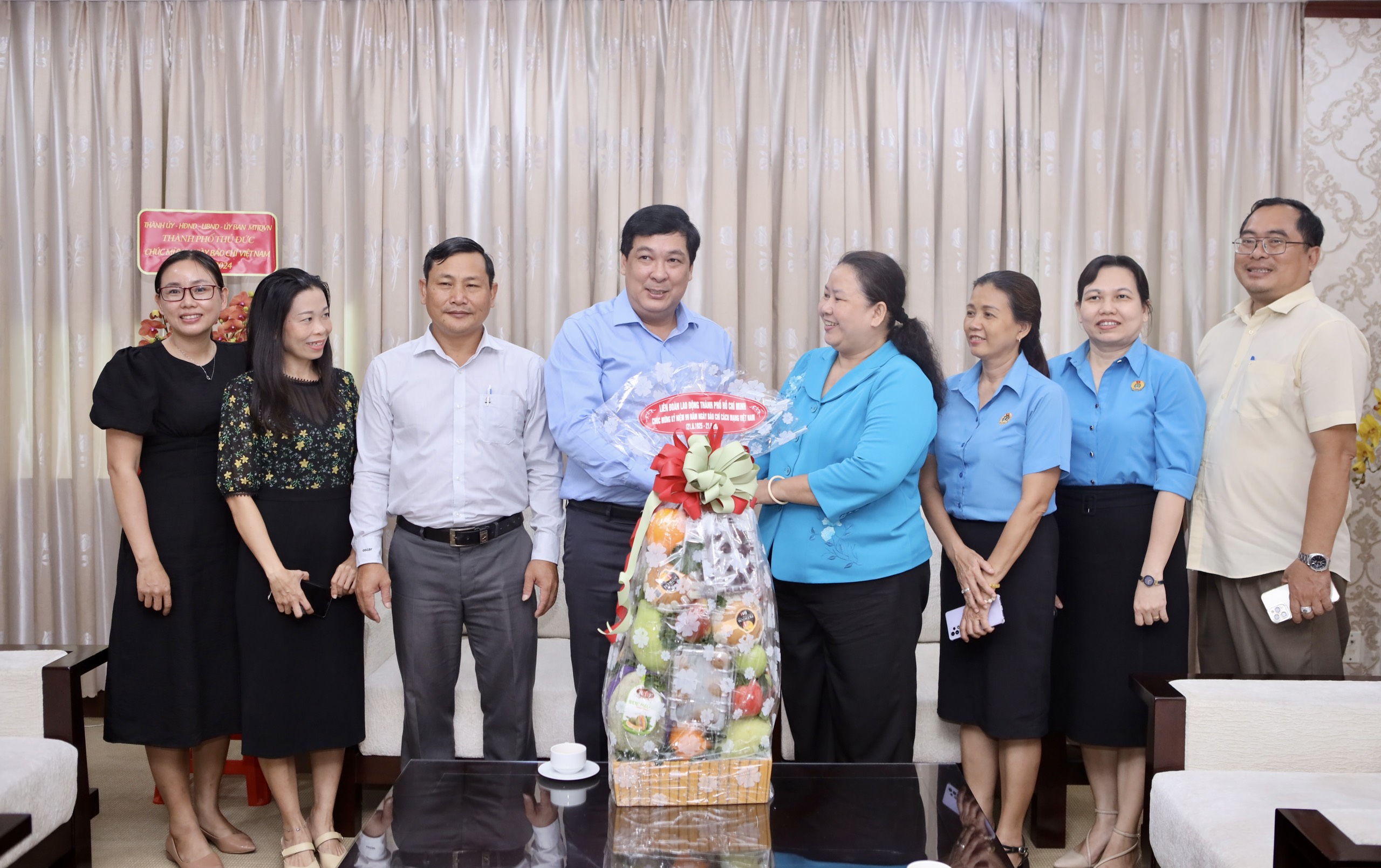 bao-phap-luat-tp.hcm-5.jpg