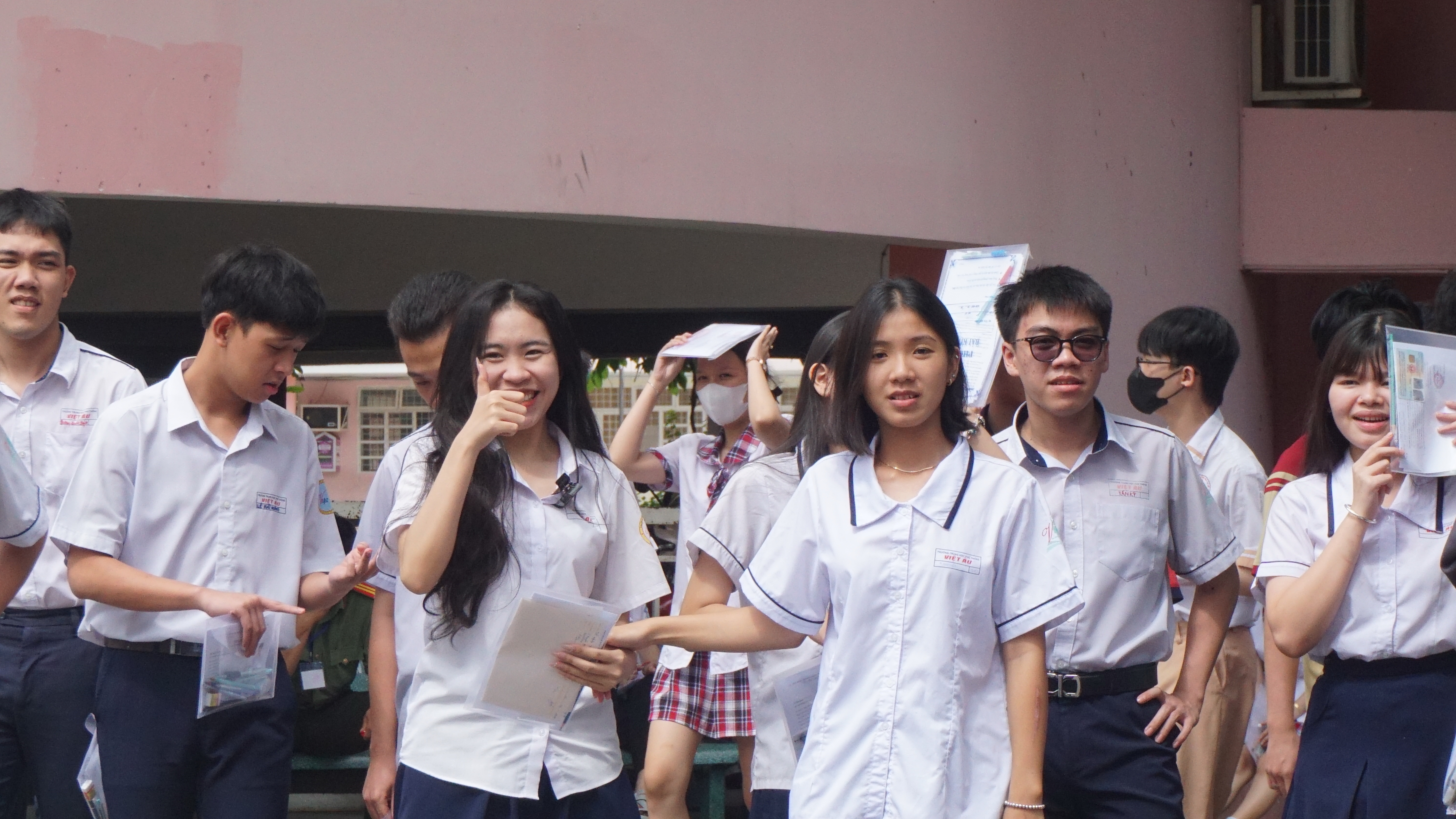thi tot nghiep THPT 2025 mon van 3.jpg