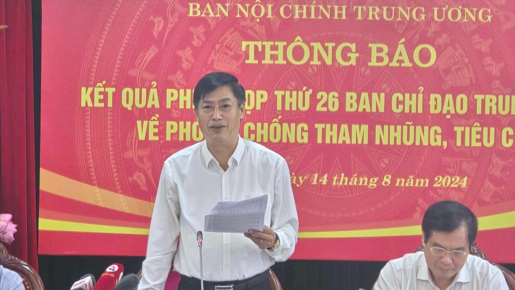 ong-Nguyen-Huu-Dong.jpg