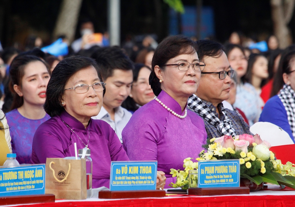 nguyen-chu-tich-hdnd-tphcm.JPG