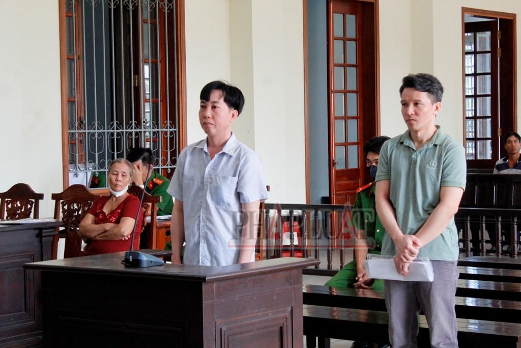 Cựu đại úy công an lừa chạy việc hầu tòa.