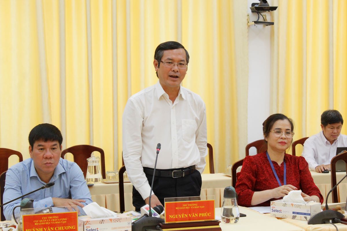 kiem-tra-thi-tot-nghiep-thpt-1.jpg