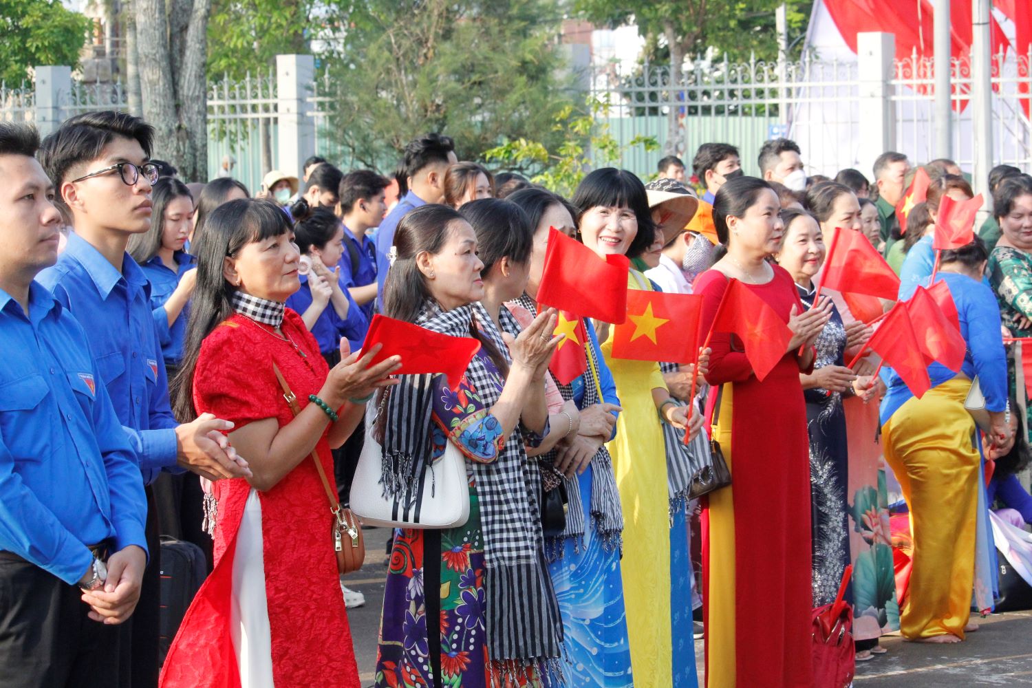 tp-can-tho-mung-le-30-4-8.jpg