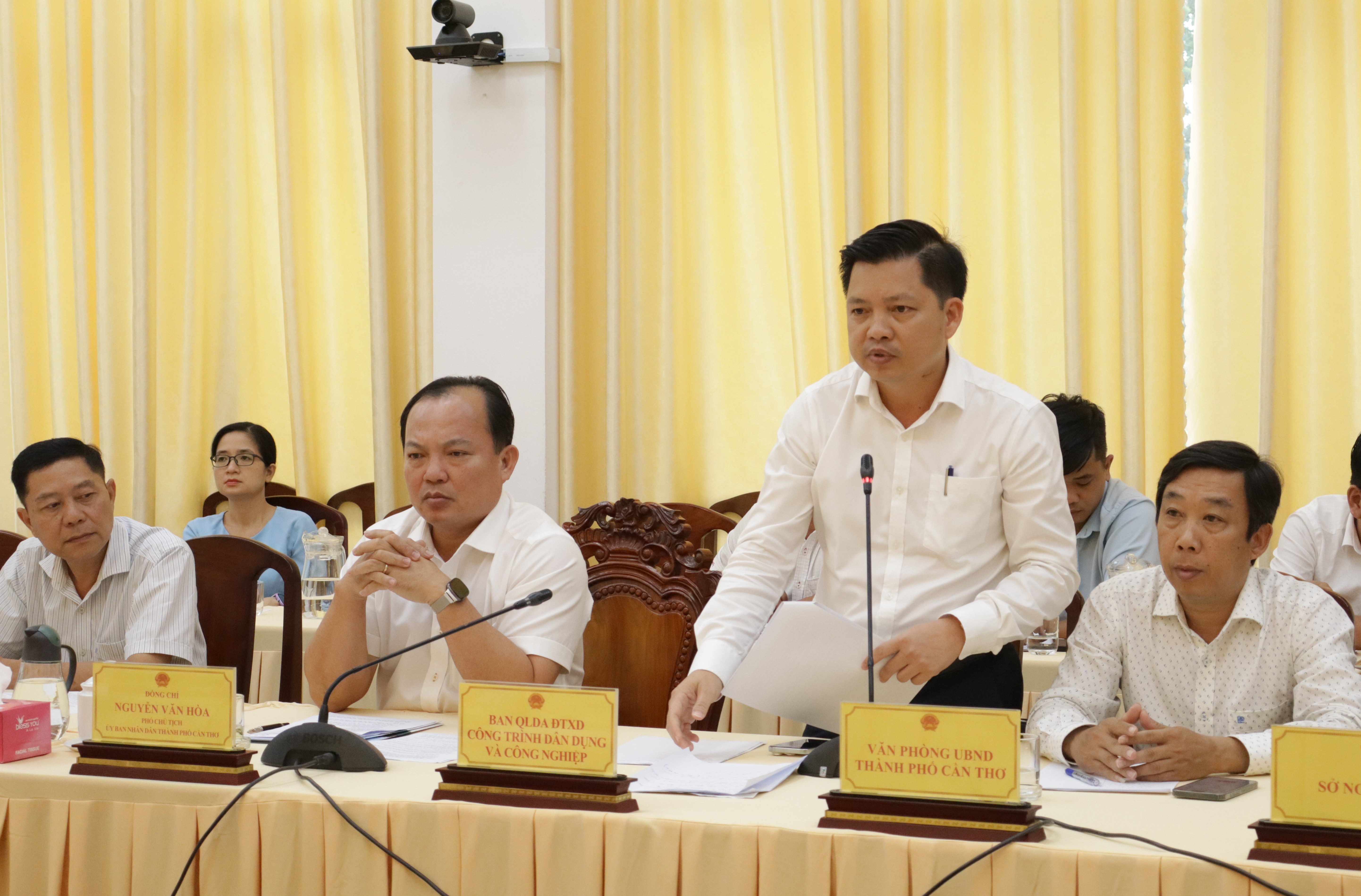 can-tho-lam-viec-phap-afd-du-an-nga-bay-2.jpg
