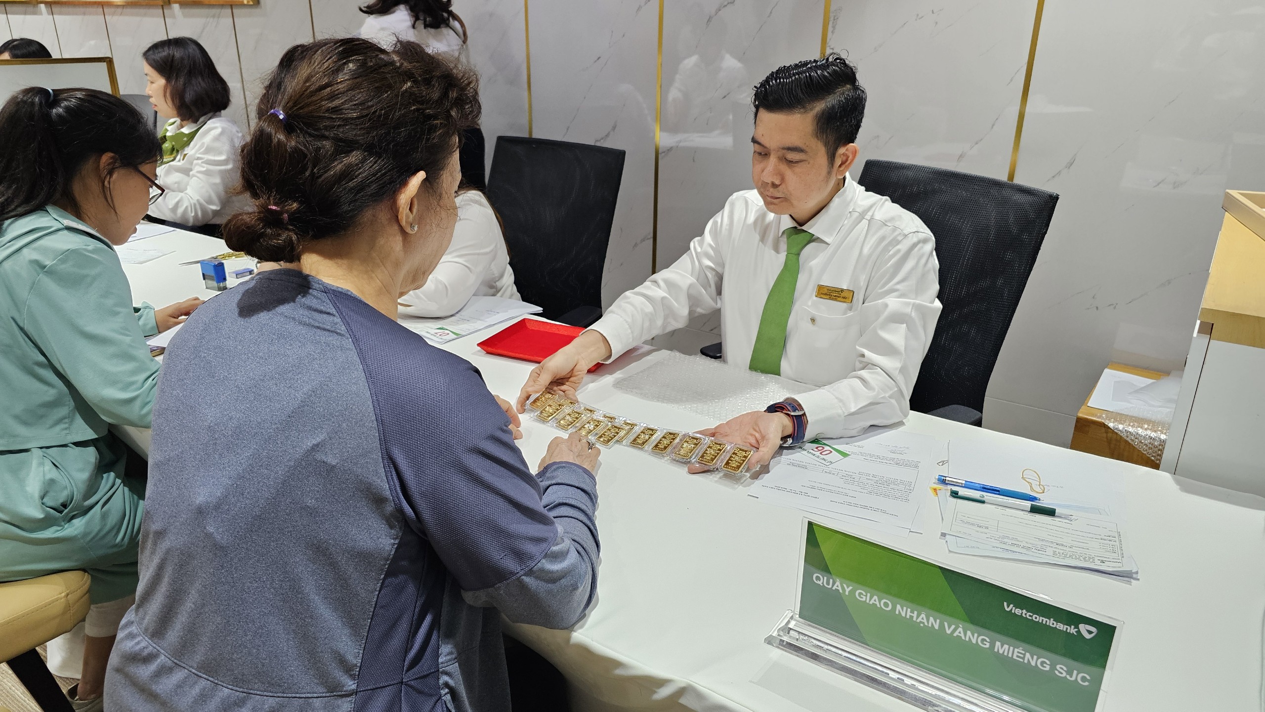 bán vàng miếng