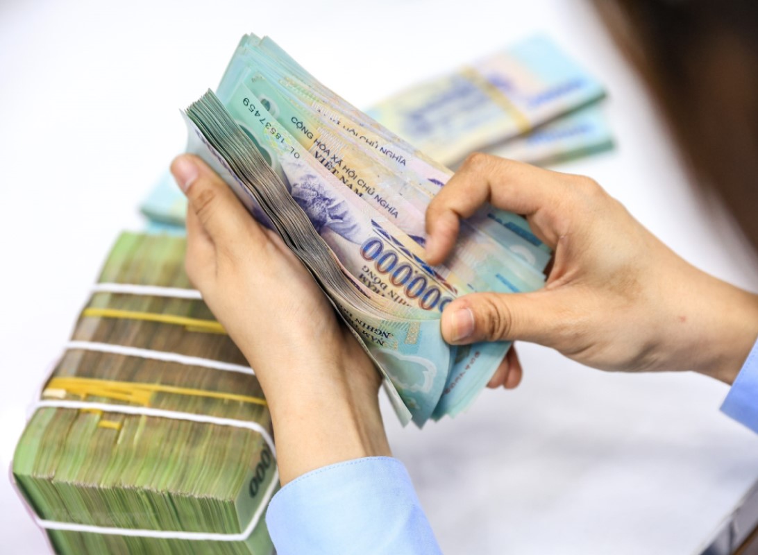 Mở rộng cung ứng vốn: Cơ hội và rủi ro đan xen