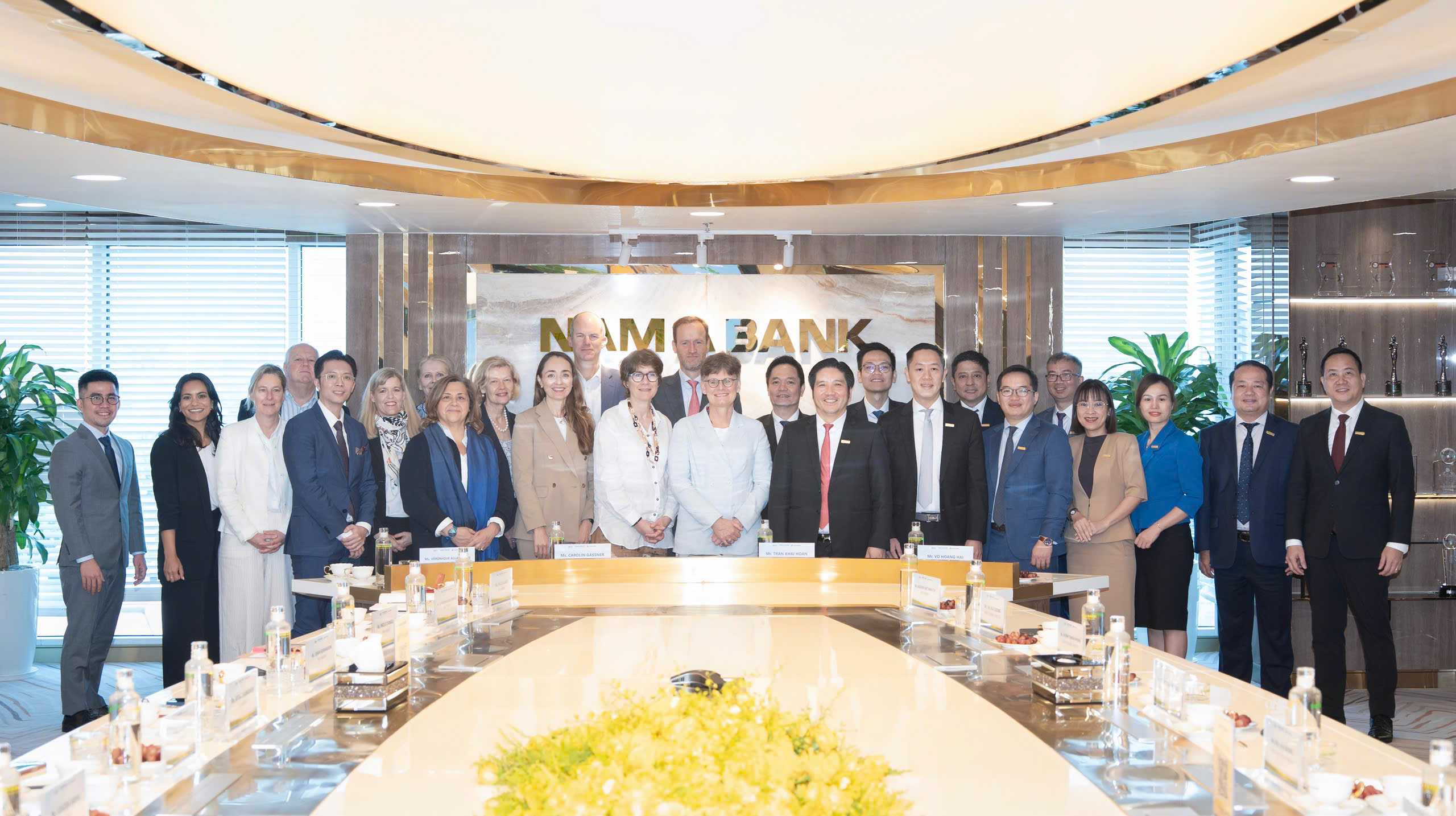 nam-a-bank-2.jpg