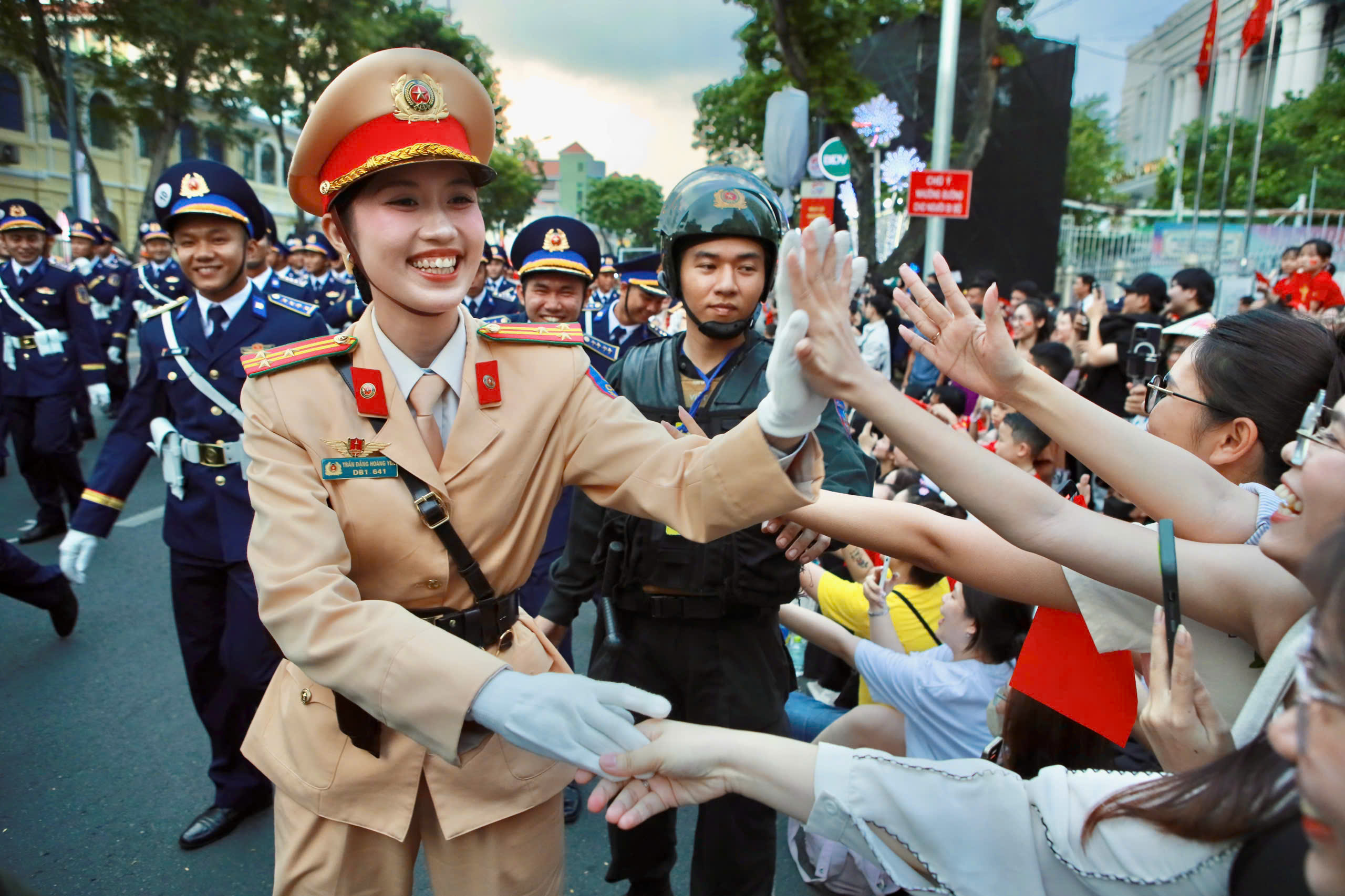 hoa-binh (3).jpg