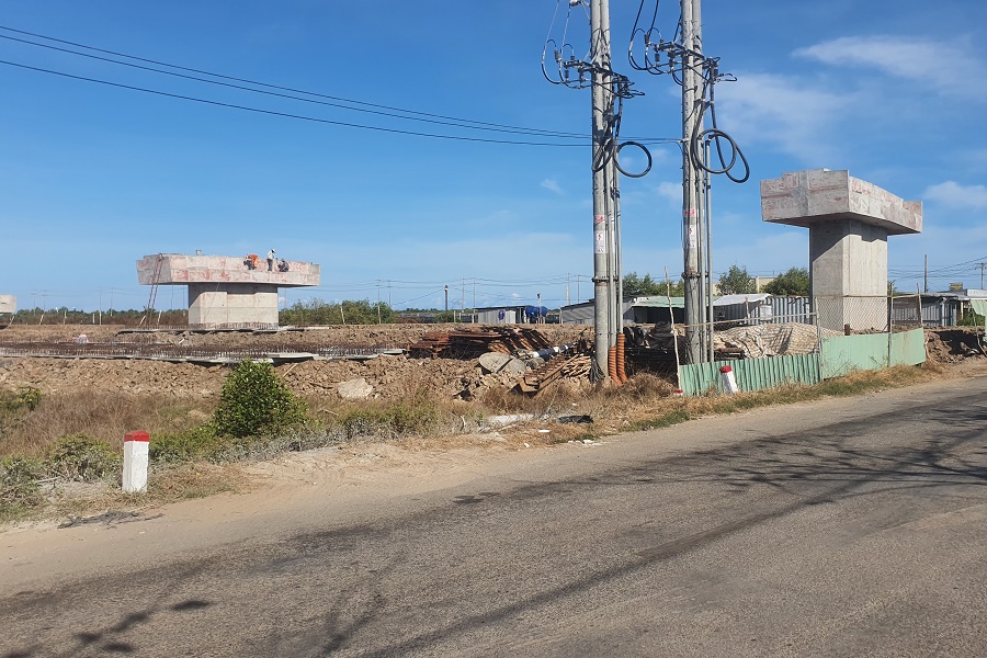 Hỗ trợ chuyển đổi nghề .jpg