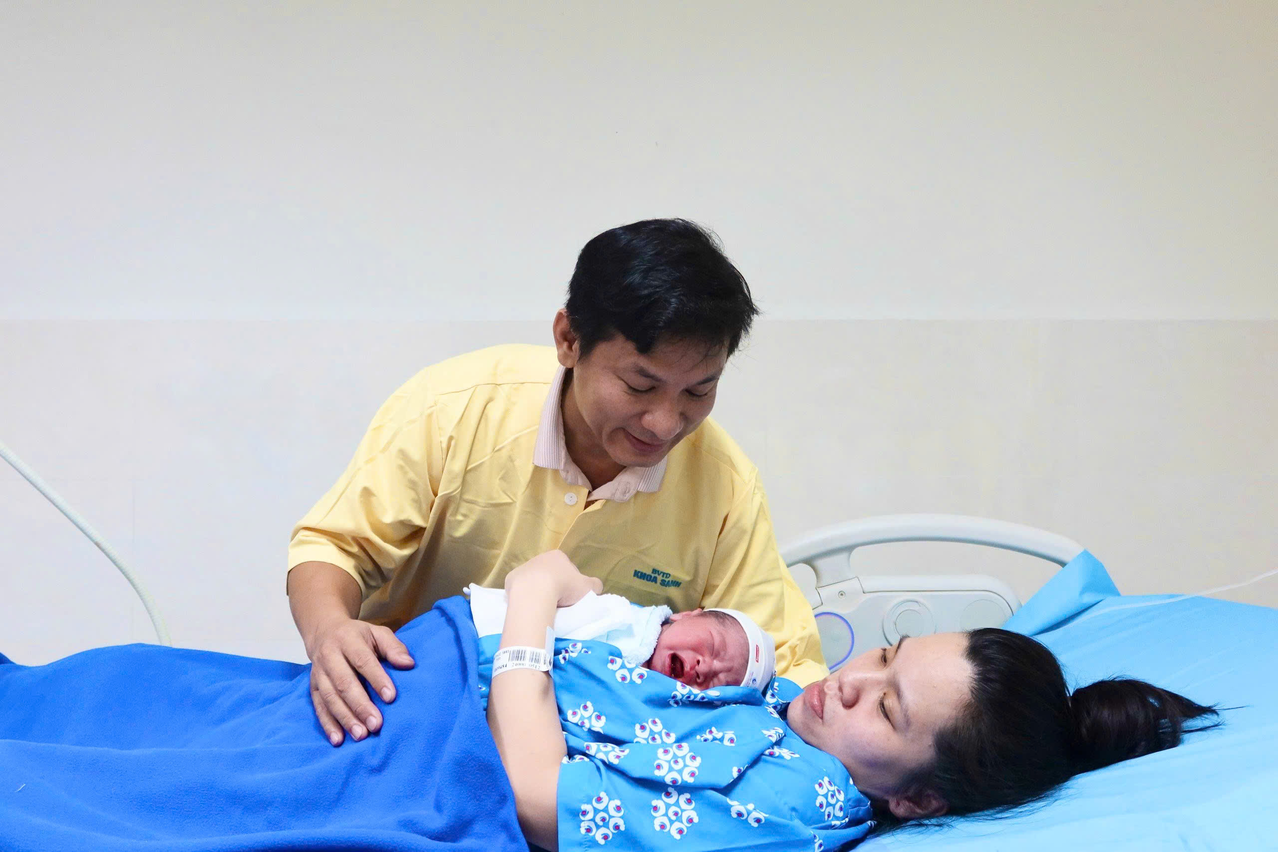 Luật BHXH 2024: Lao động nam được nghỉ thai sản linh hoạt trong 60 ngày