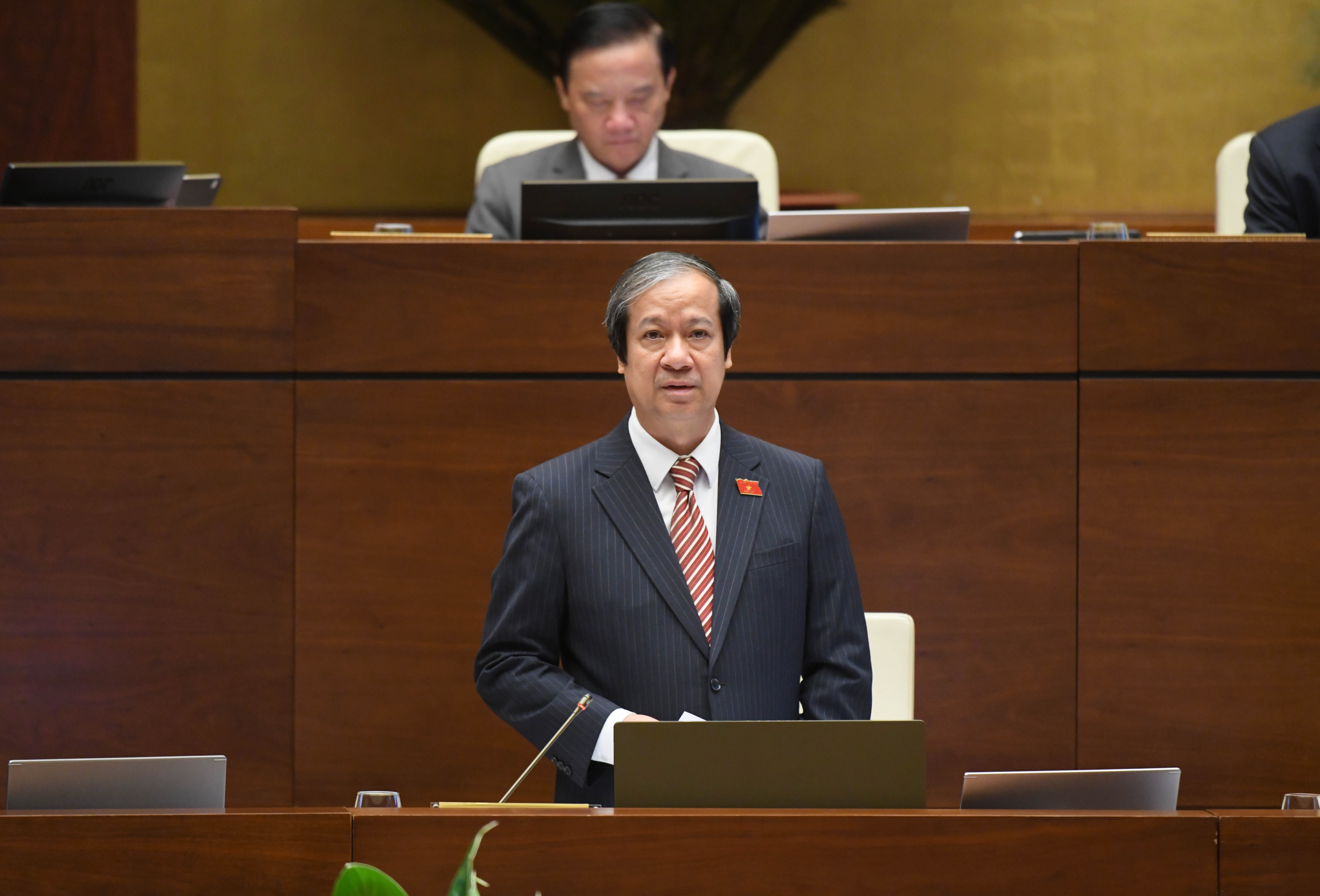 mien-hoc-phi-nguyen-kim-son.JPG