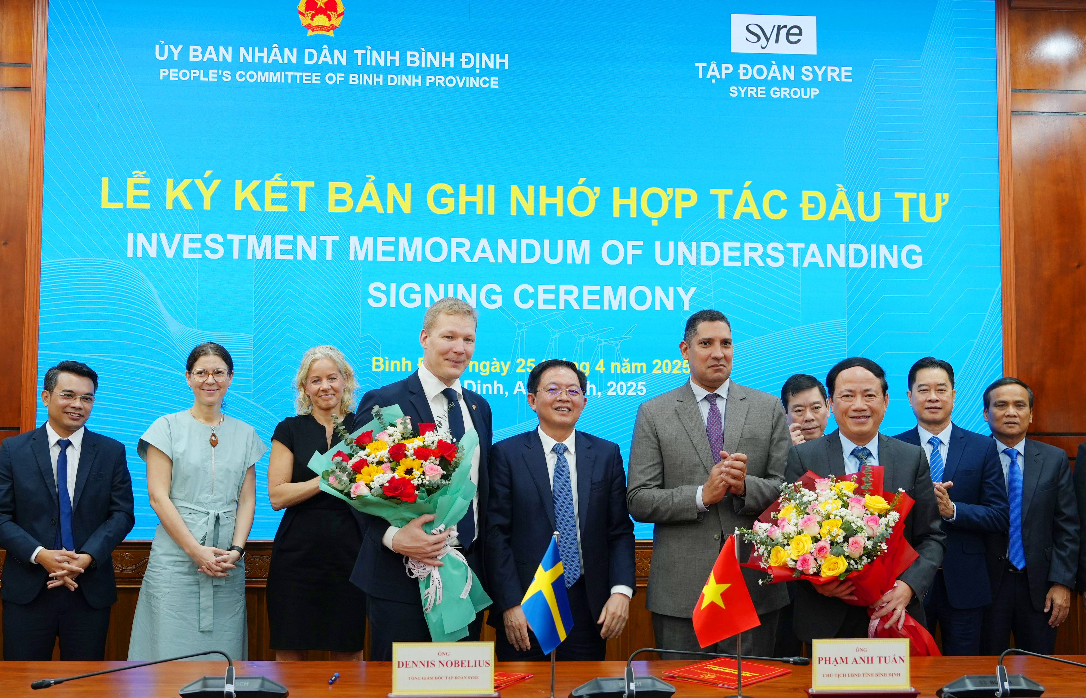 UBND-tinh-Bnh-Đinh-Ky-ket-voi-tap-daon-Syre-1.jpg