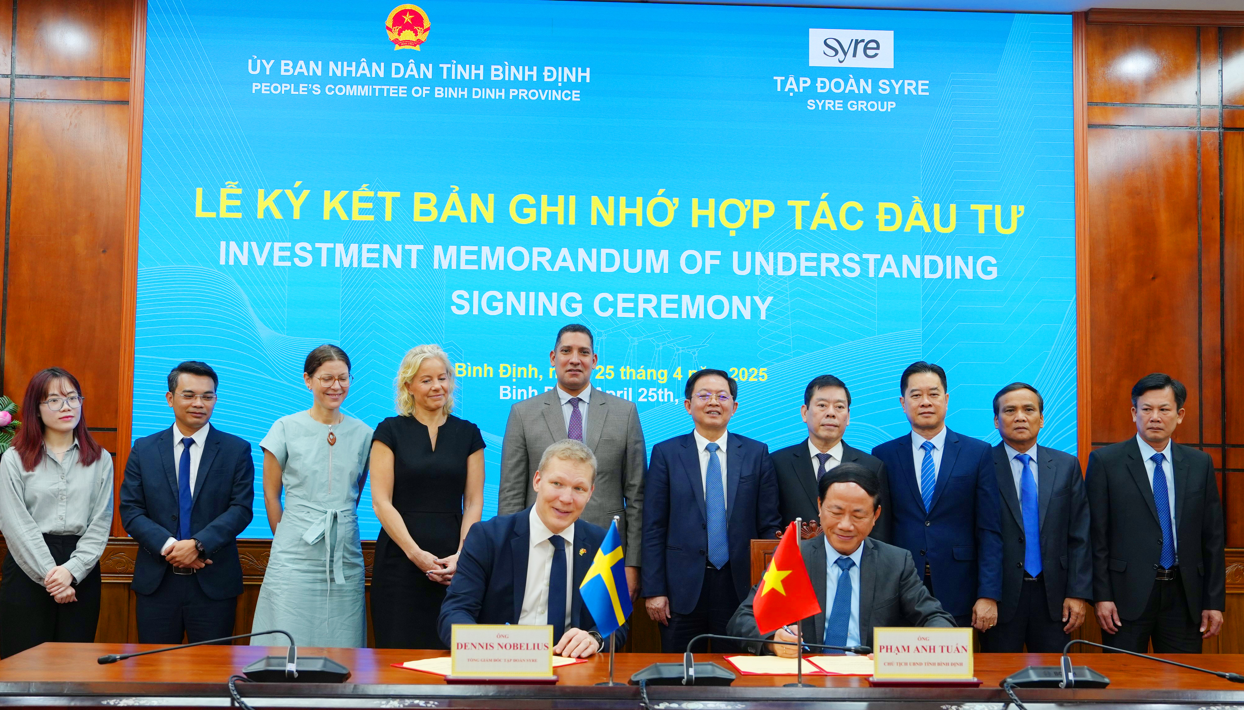 UBND tỉnh Bình Định cùng đại điện Tập đoàn Syre kết bản ghi nhớ hợp tác đầu tư dự án tổ hợp sản xuất tái chế vải polyester