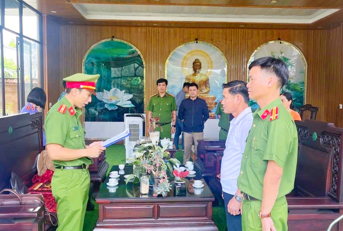 Cong-an-lenh-bat-giam-ong-Le-Anh-Tuan-Giam-Doc-cong-ty-ca-phe-Gia-Lai.jpg