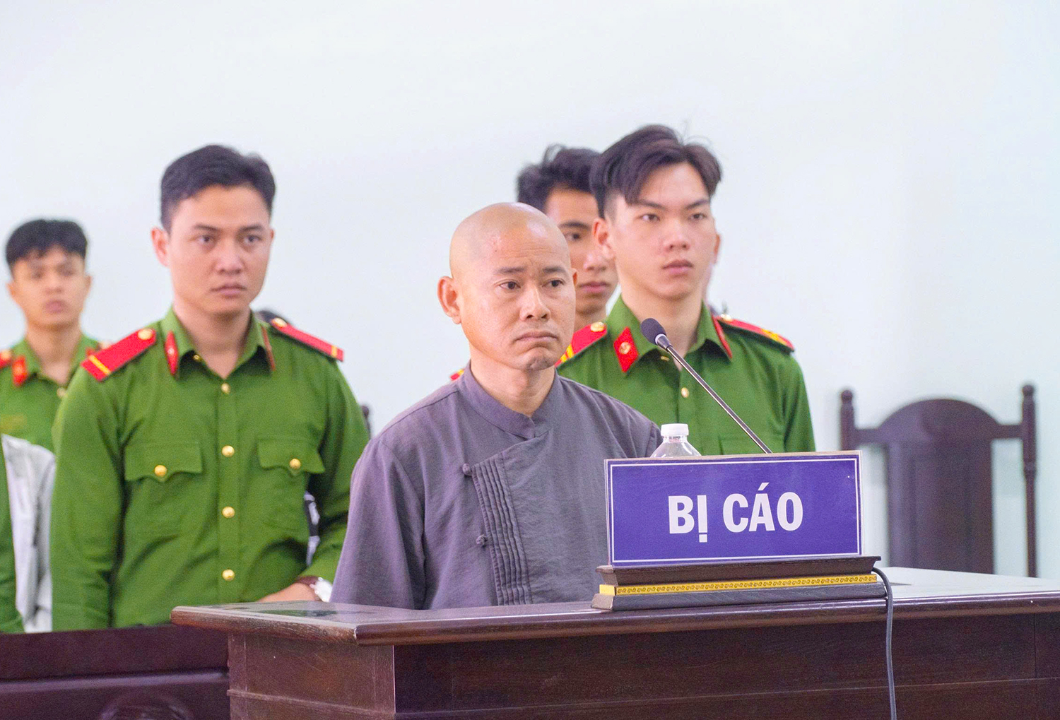 Xet-xu-ong-Le-Anh-Tuan-cuu-giam-doc-Cong-ty-Ca-Phe-Ia-Cham-Gia-Lai.jpg