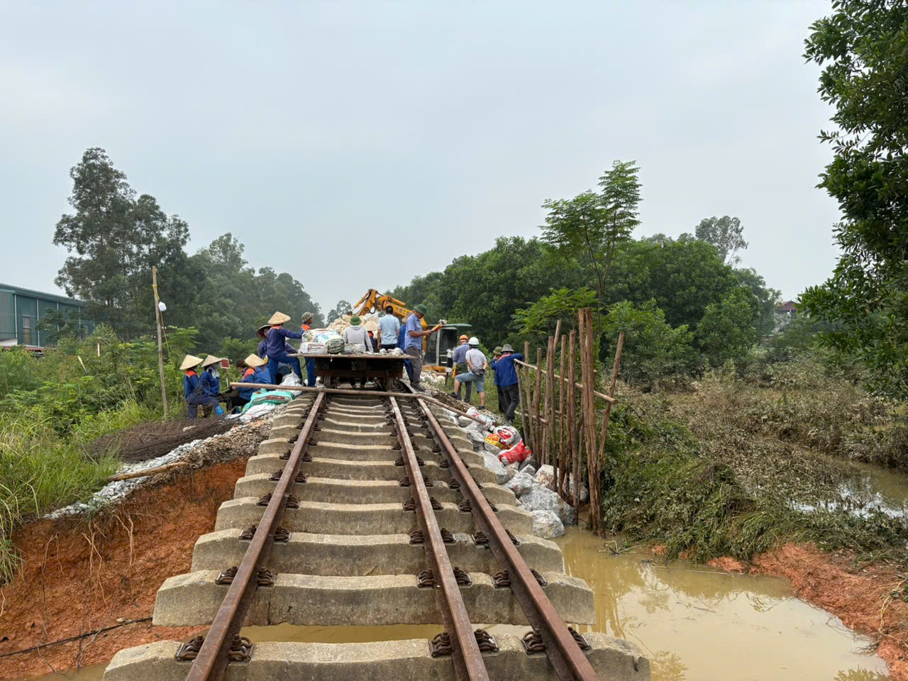 duong-sat-ha-noi-thai-nguyen-.jpg