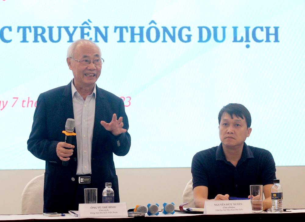 Ông Vũ Thế Bình, Chủ tịch Hiệp hội Du lịch Việt Nam phát biểu tại toạ đàm. Ảnh: VT.