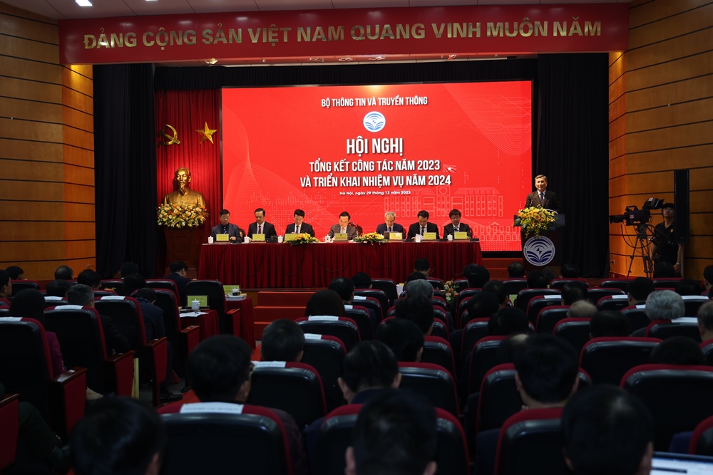 pho-thu-tuong-tran-luu-quang-rao-can-lon-nhat-cua-chuyen-doi-so-la-the-che-chinh-sach-3-4138.jpg