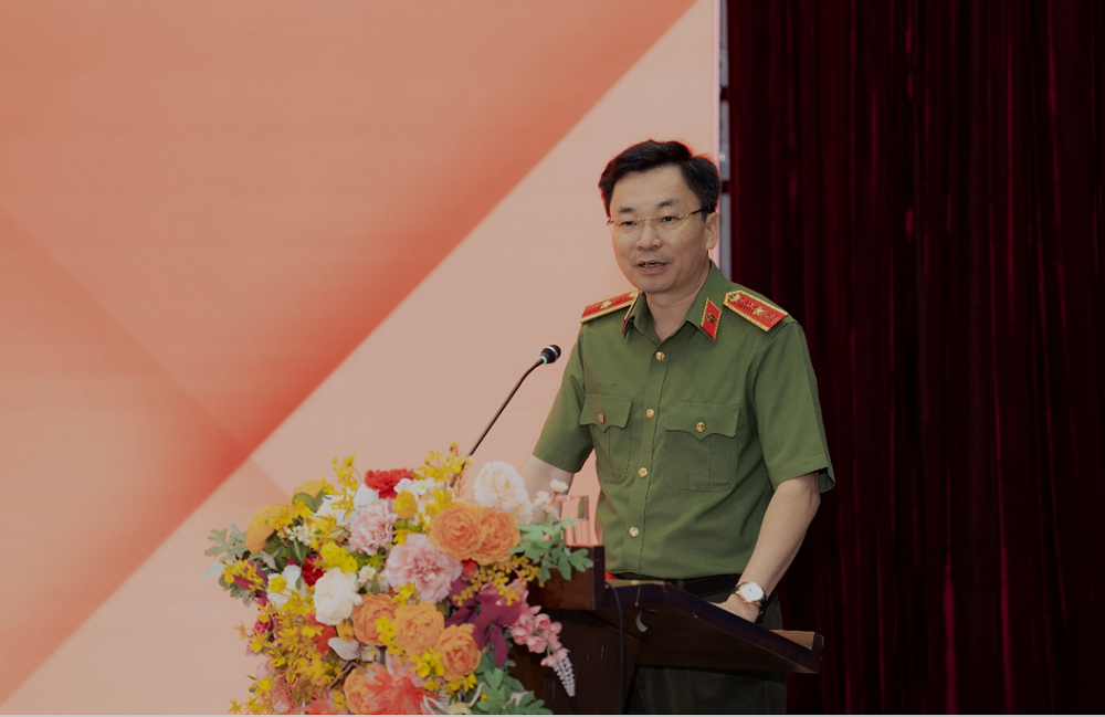 Giám đốc Công an tỉnh Bến Tre,