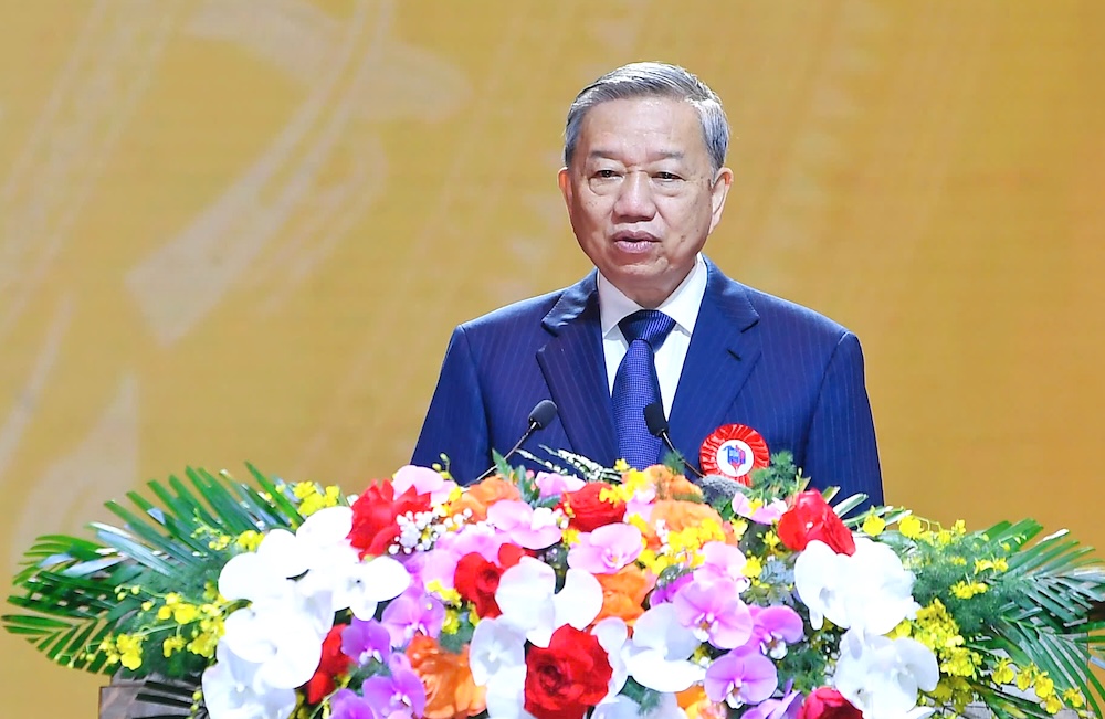 tong-bi-thu-to-lam-dang-khong-bao-gio-tu-bo-vu-khi-chien-dau-la-bao-chi.jpg