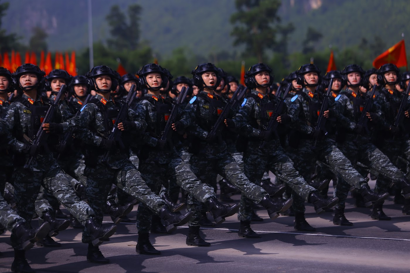 khoi-nu-manh-me-nhung-van-duyen-dang-trong-hop-luyen-dieu-binh-dieu-hanh-17.JPG
