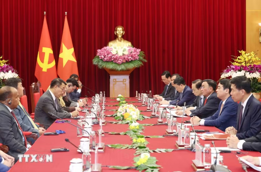 thuong-truc-ban-bi-thu-tran-cam-tu-tiep-cac-truong-doan-chinh-dang-cac-nuoc-dong-nam-a.jpeg