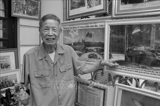 anh-hung-llvt-nhan-dan-la-van-cau-tu-tran-o-tuoi-94.jpg