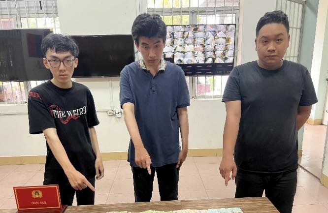 giả danh công an 1.jpg