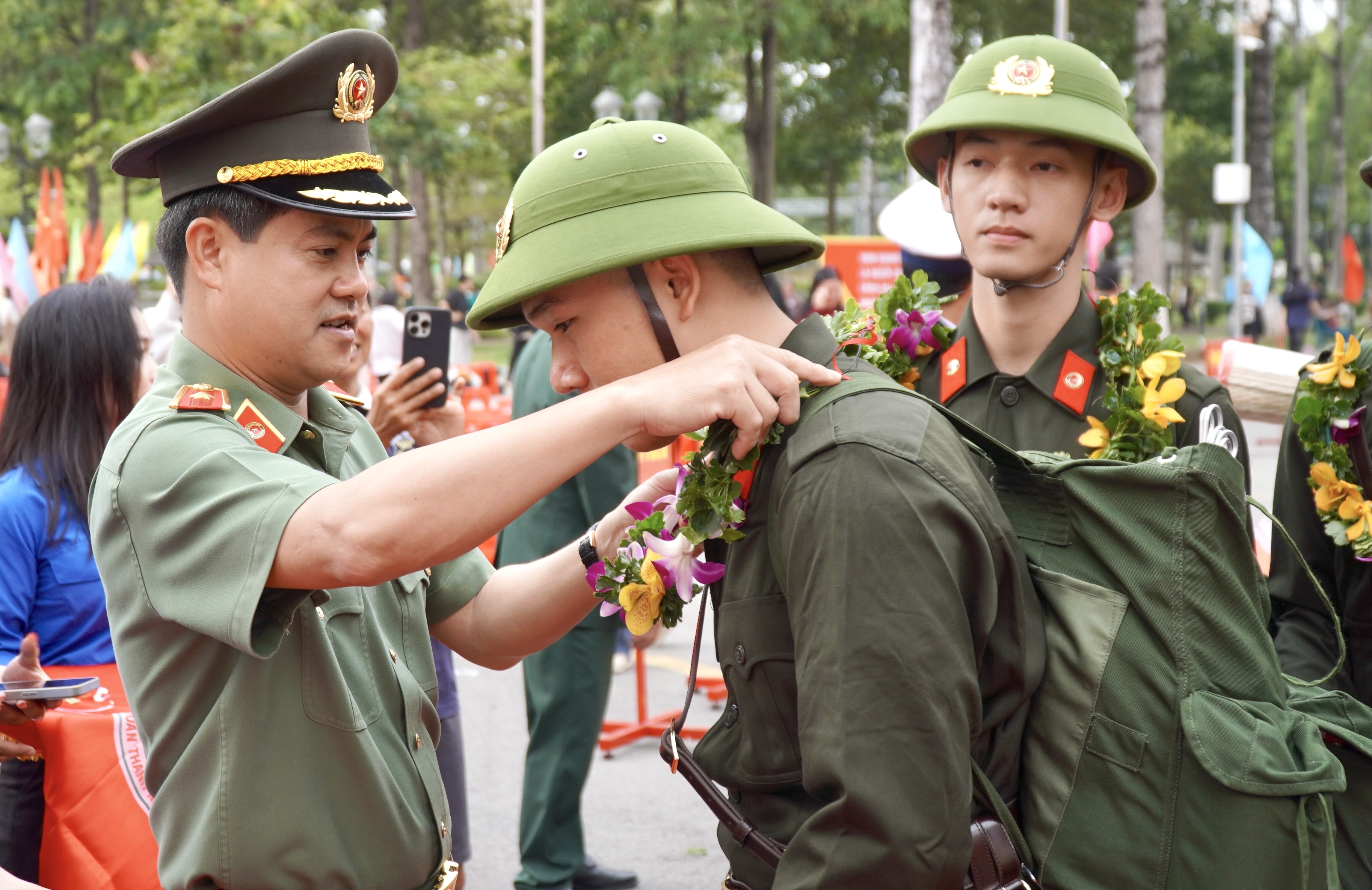nhập ngũ 18.jpg