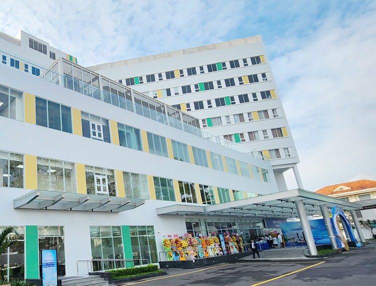 Khai trương bệnh viện có vốn đầu tư gần 2.400 tỷ đồng tại Cần Thơ