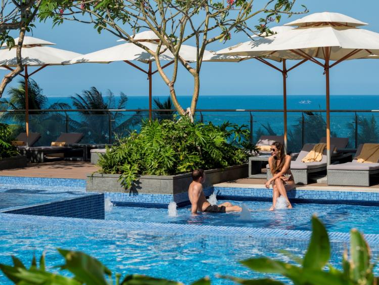 Đón Tết an yên giữa lòng phố biển Nha Trang