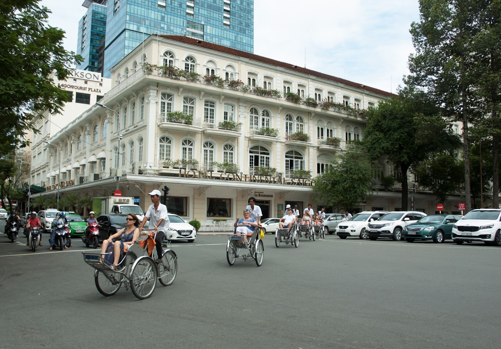 Khách sạn Caravelle Sài Gòn