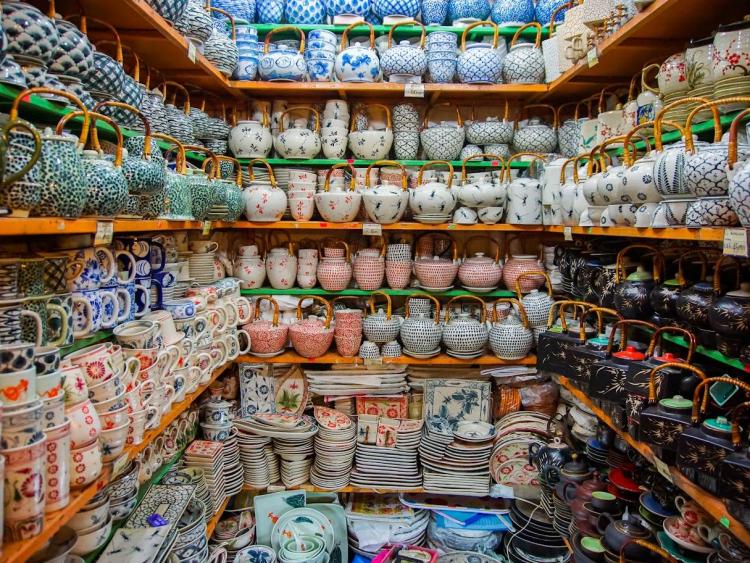 Gốm Bát Tràng: Mạch lửa ven sông