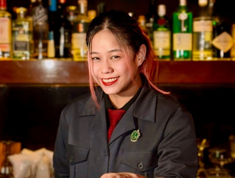 Jib: Nữ bartender Thái Lan góp sắc màu cho nightlife Sài Gòn