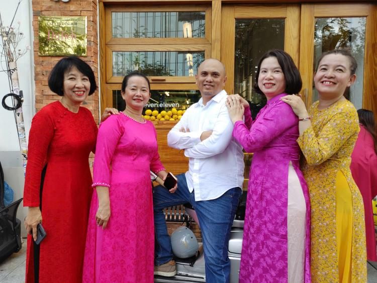 Người kể chuyện về những chuyến đi